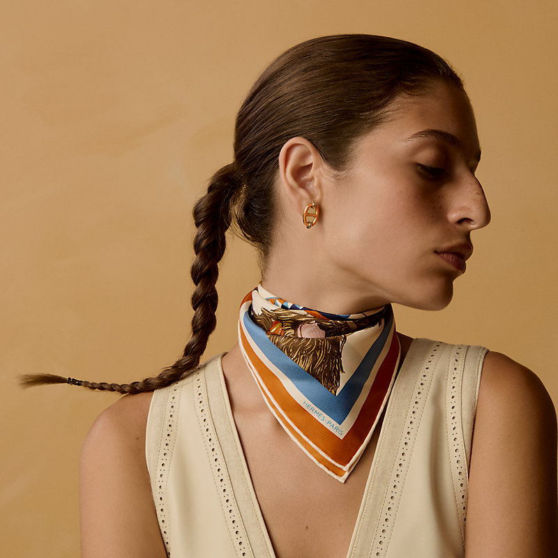 Lenço 45 Jour de Casting Détail | Hermès Brasil